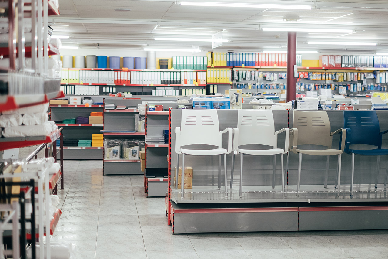 Exposició de mobiliari d’oficina i cadires a Vic Exposició de mobiliari d’oficina i cadires a Vic